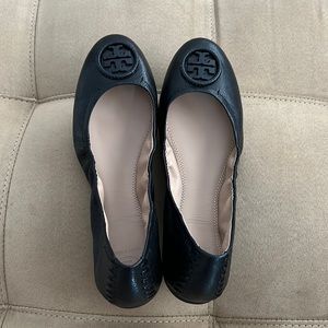 Tory burch flats size 9